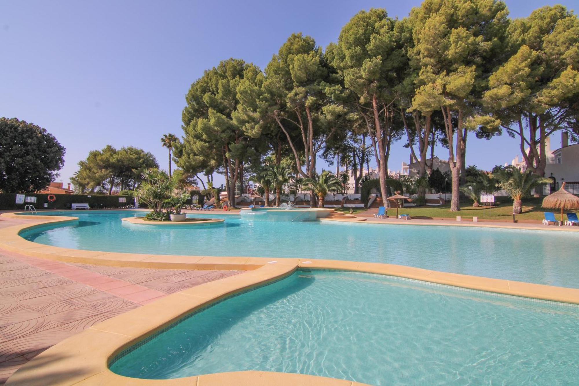 Apartment Con Piscina - Calpepark *